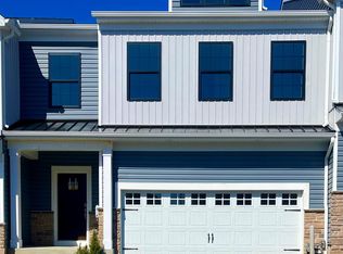 3 Rose Hill Way, Aston, PA 19017