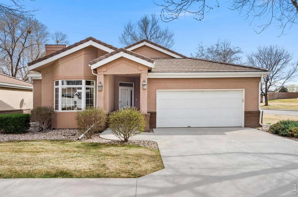 7564 Tamarisk Dr