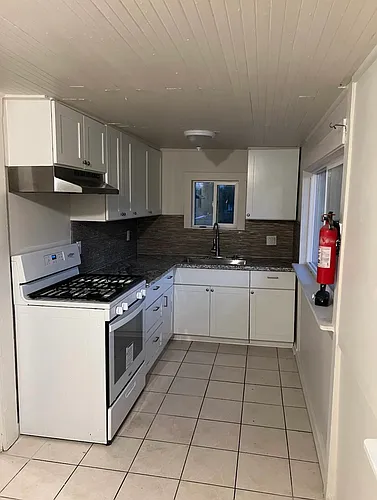 612 G St #C Photo 1