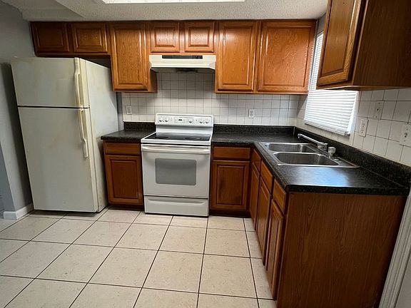 4th image of 5716 Golden Nugget Dr