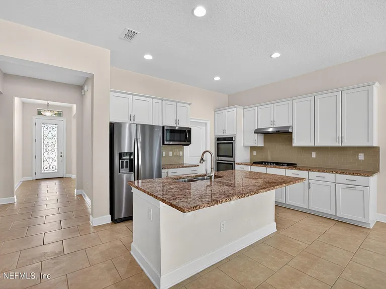 32 Talori Ave — Photo 9