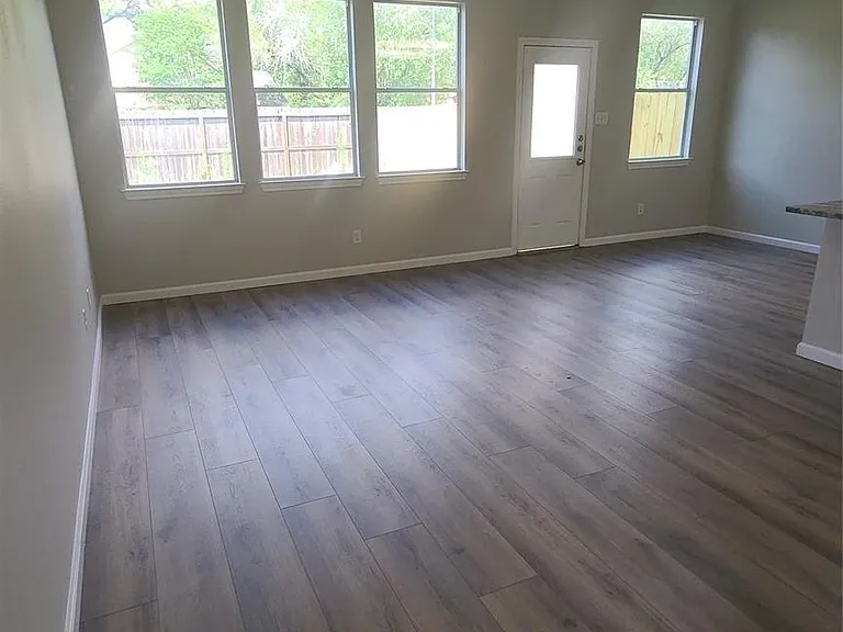 17242 Oakwood Chase Dr — Photo 4