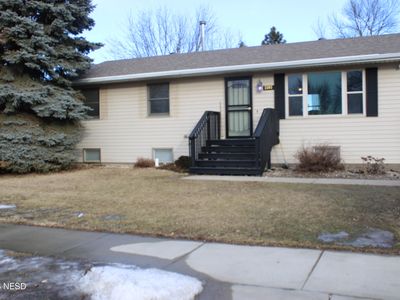1503 3rd Ave NW, Watertown, SD, 57201