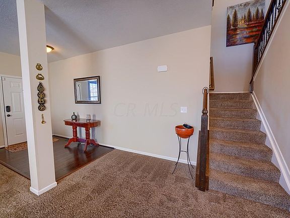 3rd image of 305 Lillian Dr