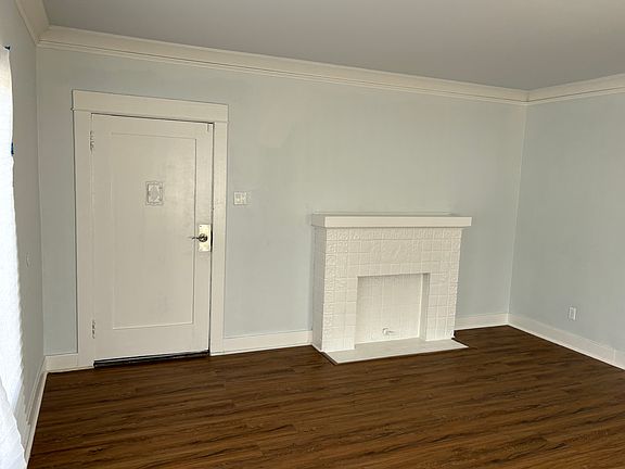 4th image of 2817 12th Ave