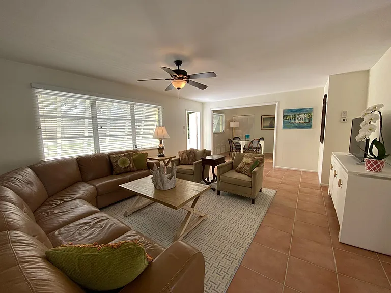 Living & Dining area