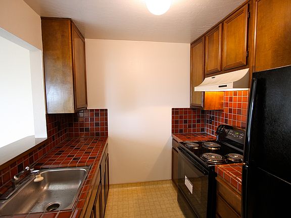 4th image of 1740 Laguna St #401