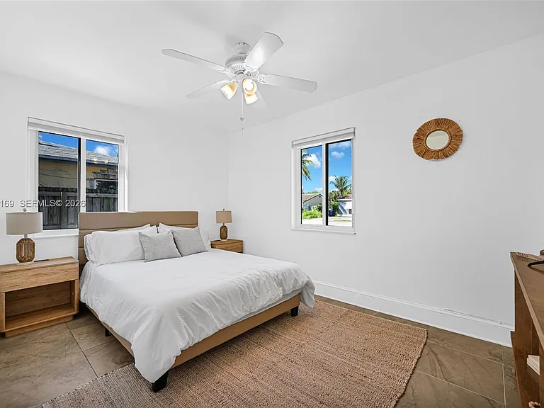 1328 N Andrews Ave — Photo 15
