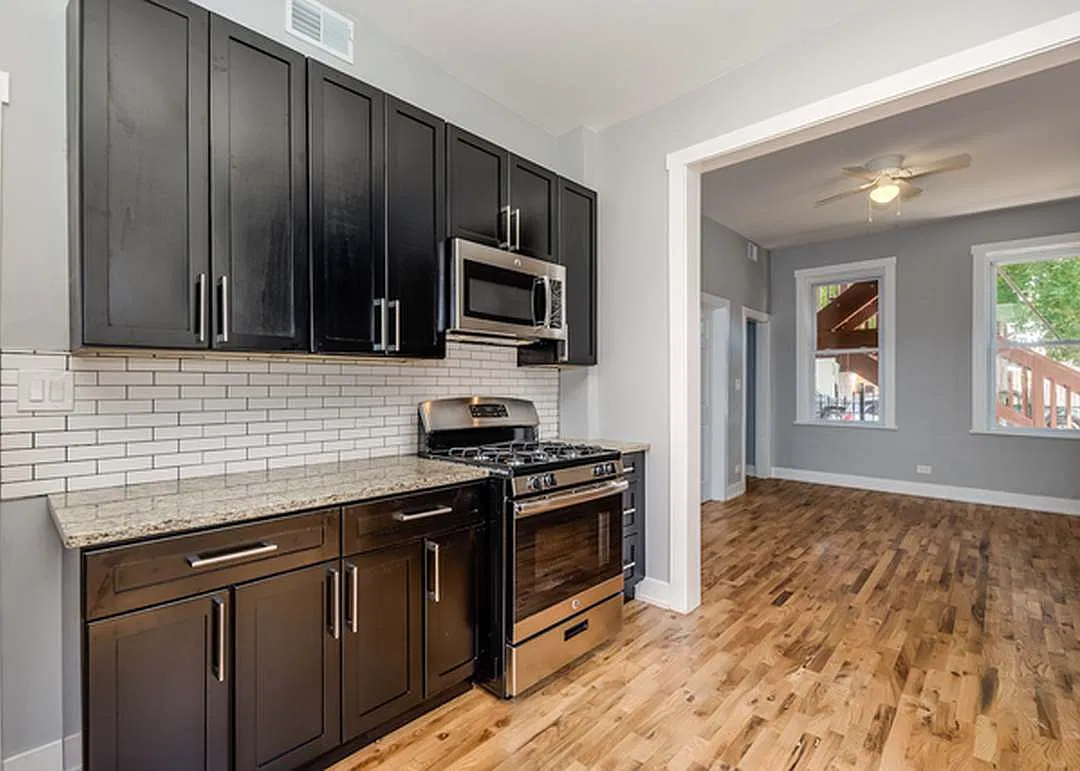 2 bed, 1150 sqft, $1,800 — Photo 3