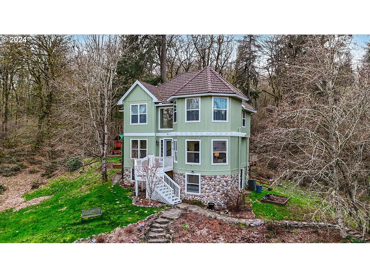 21720 SE Borges Rd photo 1