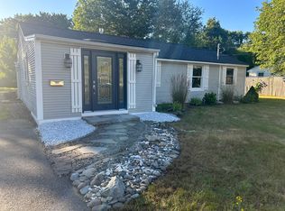 79 Leavitt Rd, Hampton, NH 03842