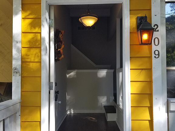 4th image of 209 Bascomb Springs Ct