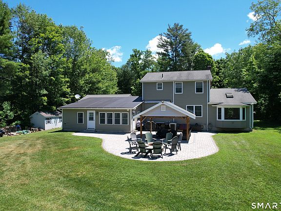 5th image of 237 Wallens Hill Road