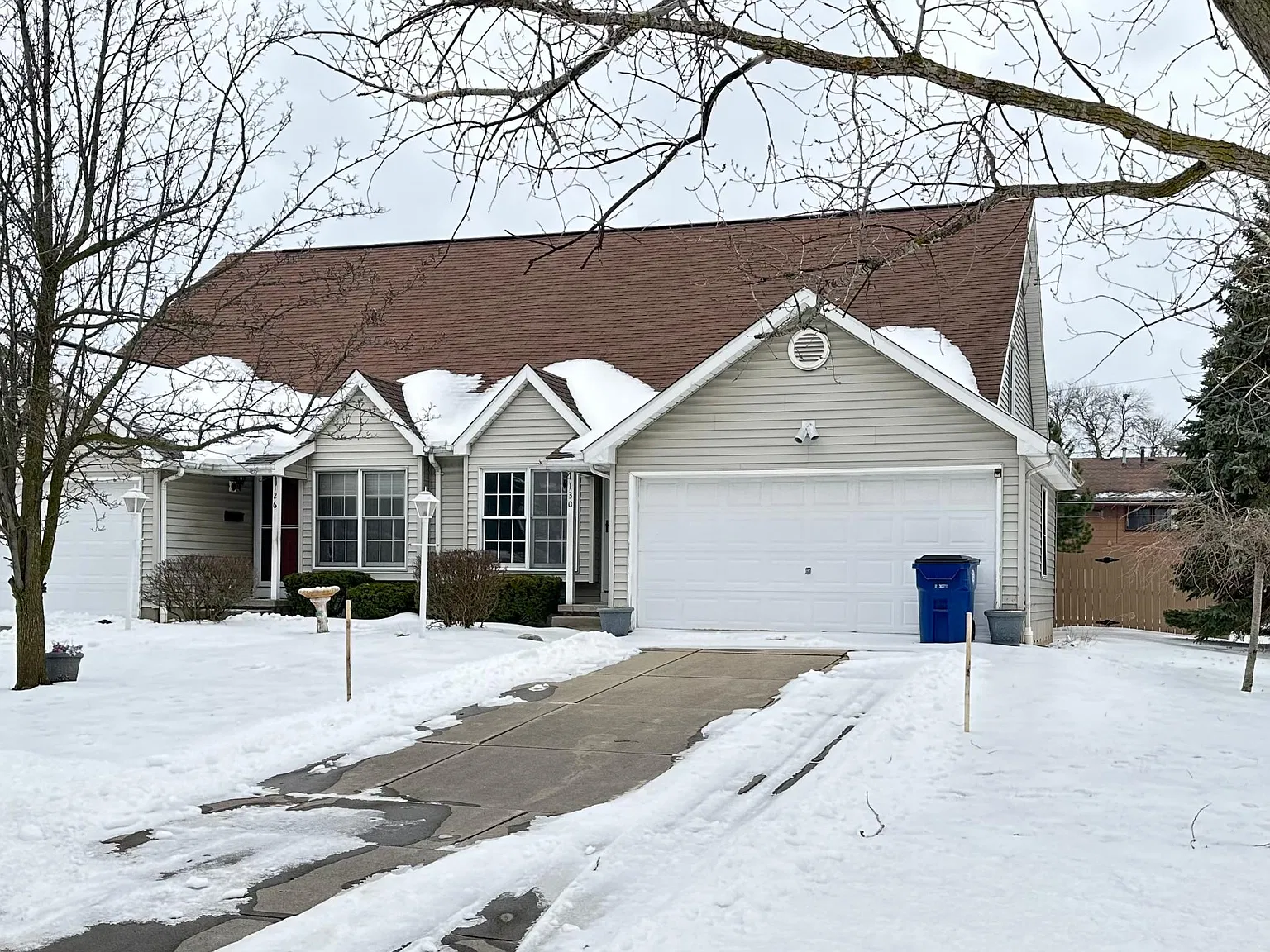 130 Pepper Tree Dr — Photo 1