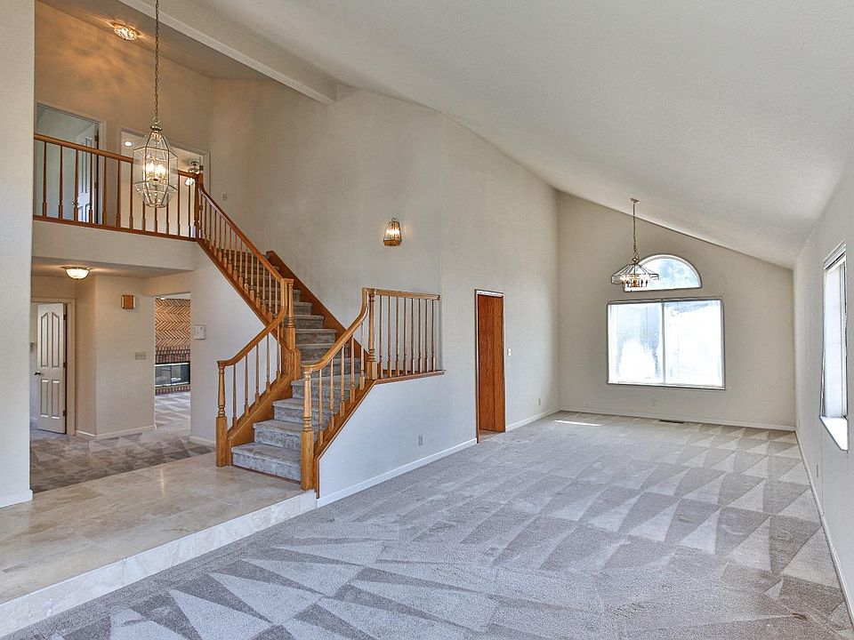1st image of 3450 Glen Ellen Dr