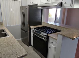 1841 N New Hampshire Ave #8, Los Angeles, CA 90027