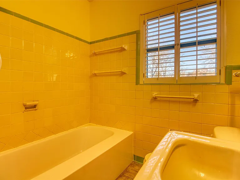 1623 Belgrade Ave — Photo 17