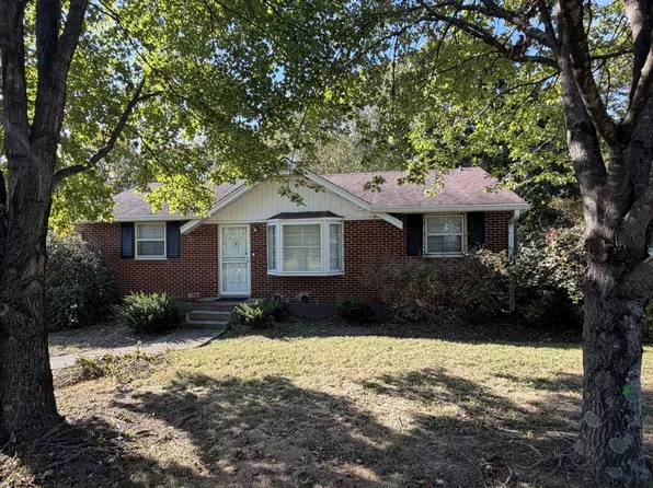 3821 Valley Ridge Dr, Nashville, TN 37211