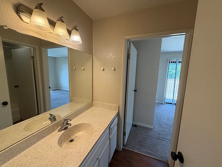 2629 B St #5A — Photo 14