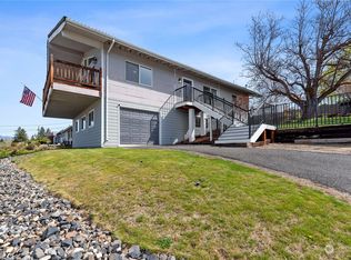 1707 N Aurora Ave, East Wenatchee, WA