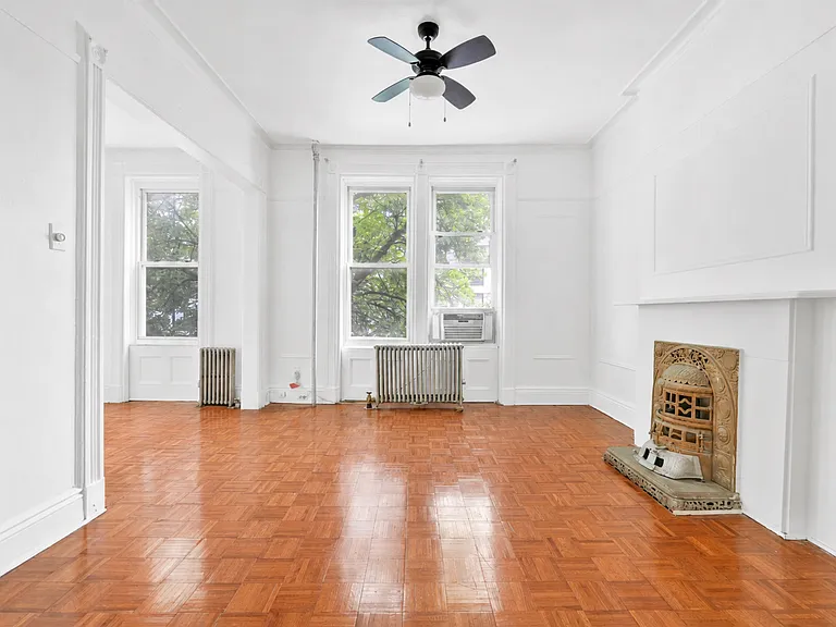 648 Park Pl #3 — Photo 8