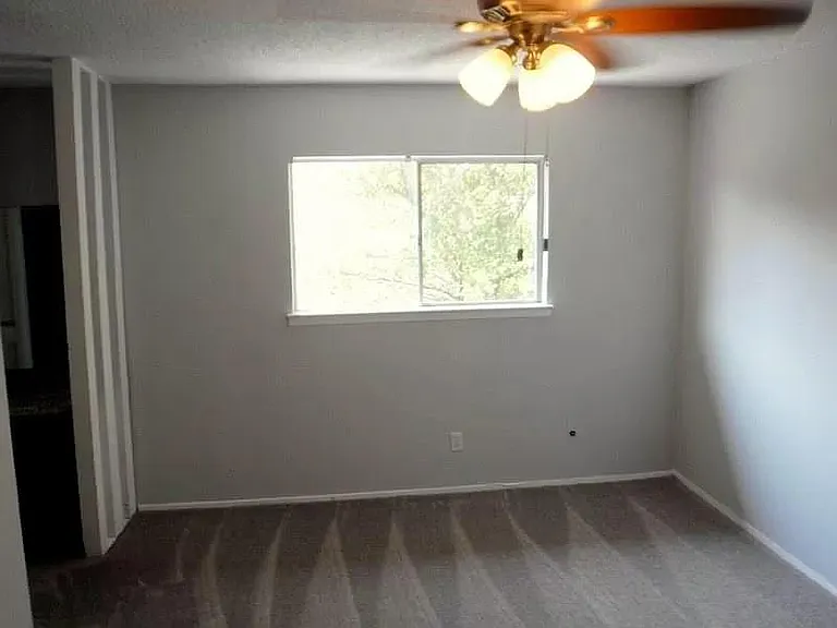2635 Nina Cir — Photo 7