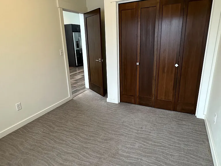 28 A Hickory Loop #28A — Photo 6