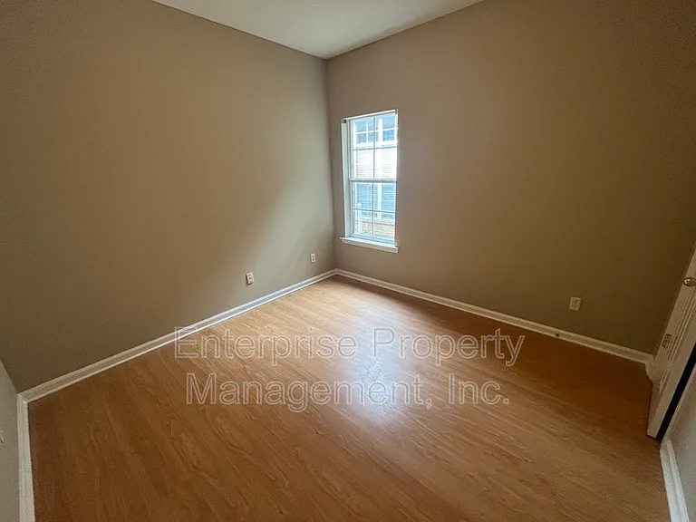 5236 Laurelhome Cv — Photo 13