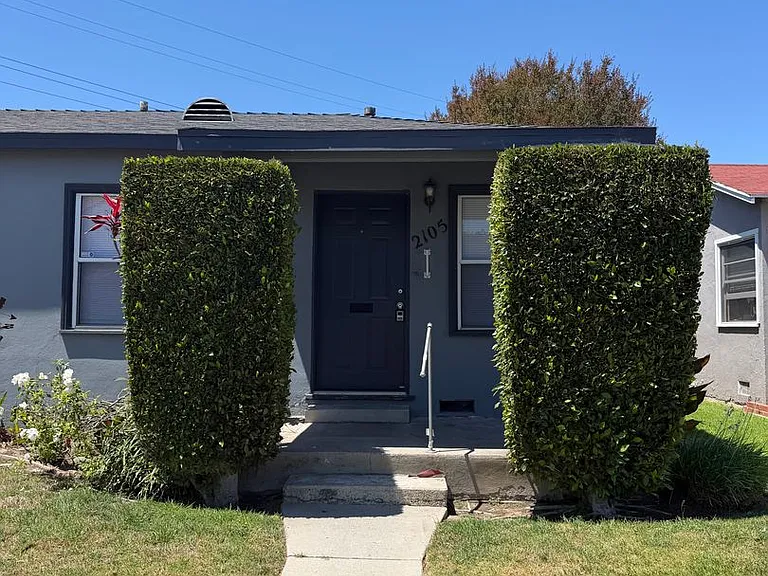 2105 W Carson St — Photo 1