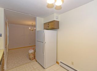 22 Jules Dr #A, Albany, NY 12205