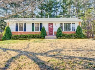3911 Meadowlark Rd, Roanoke, VA 24018