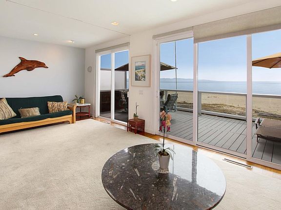 4th image of 323 Beach Dr