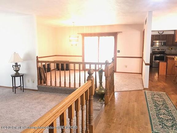 3rd image of 2698 Moreno Dr