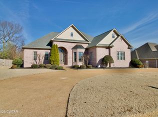 97 Wrights Mill Dr, Jackson, TN 38305
