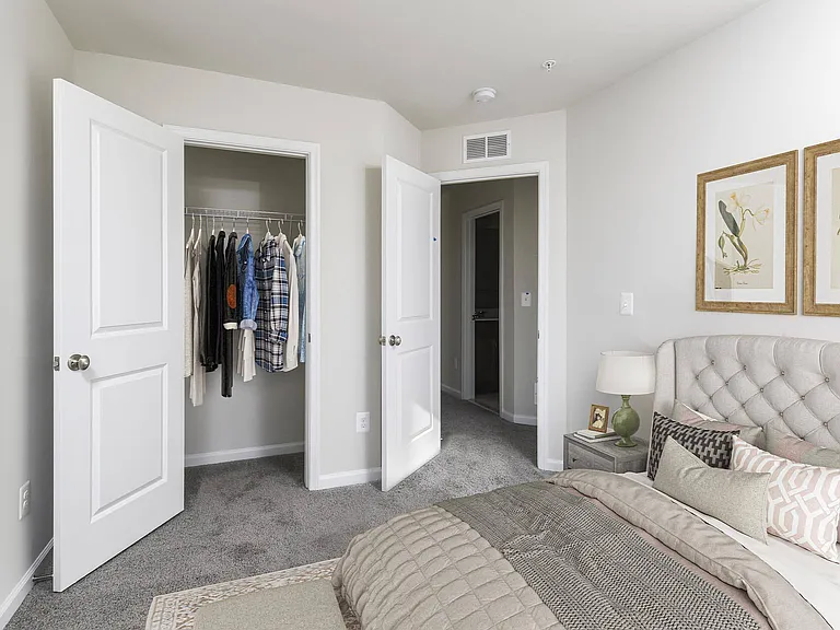 Collection at Scotland Heights — Photo 20