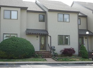 36 Ventura Ct, Old Bridge, NJ 08857