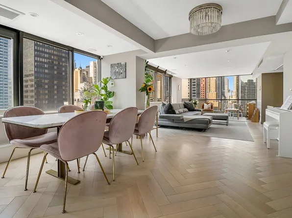 303 E 49th St APT Ph22/23, Manhattan, NY 10017