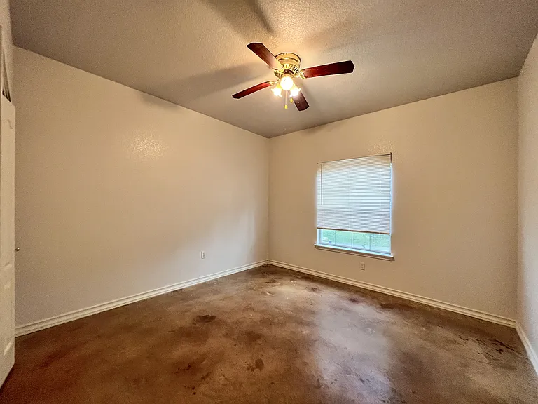 1080 Rainbow Dr #3 — Photo 6