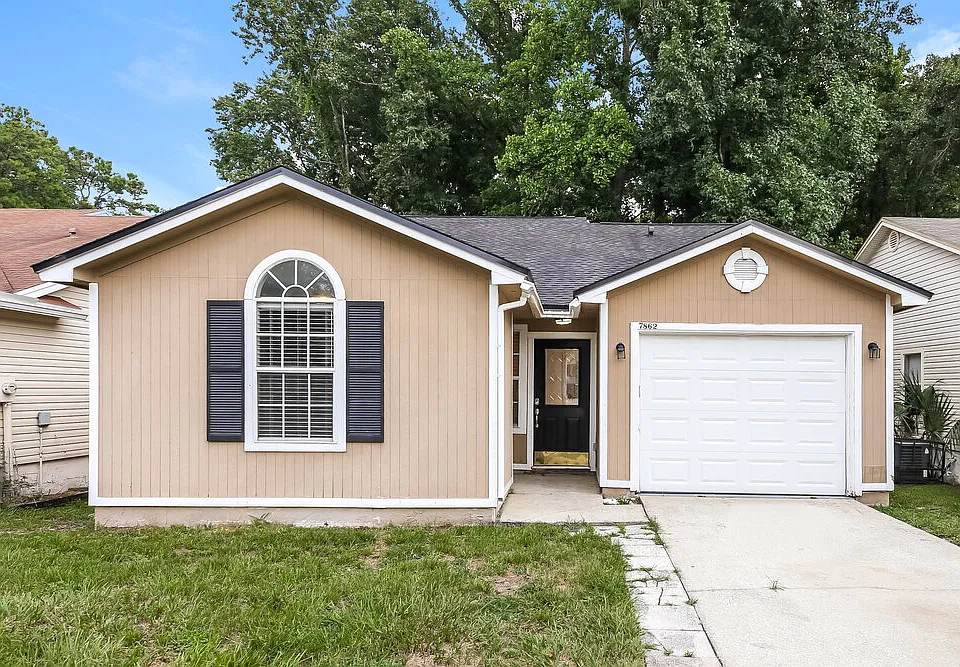 7862 Aquarius Cir S
