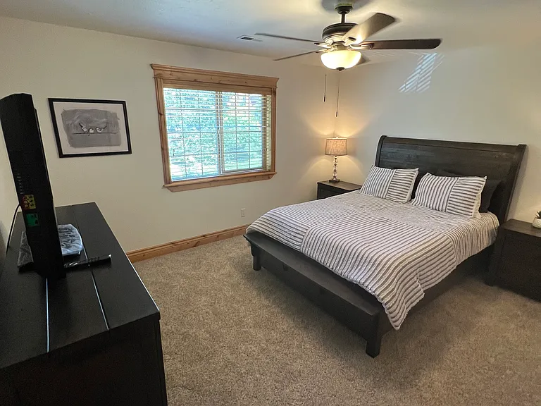 1051 W Willow Lake Loop — Photo 7