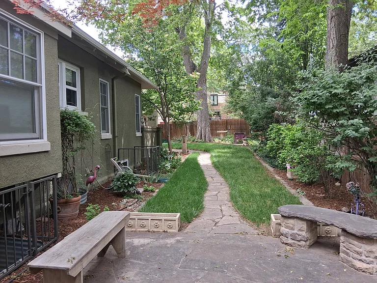 824 S Corona St — Photo 2