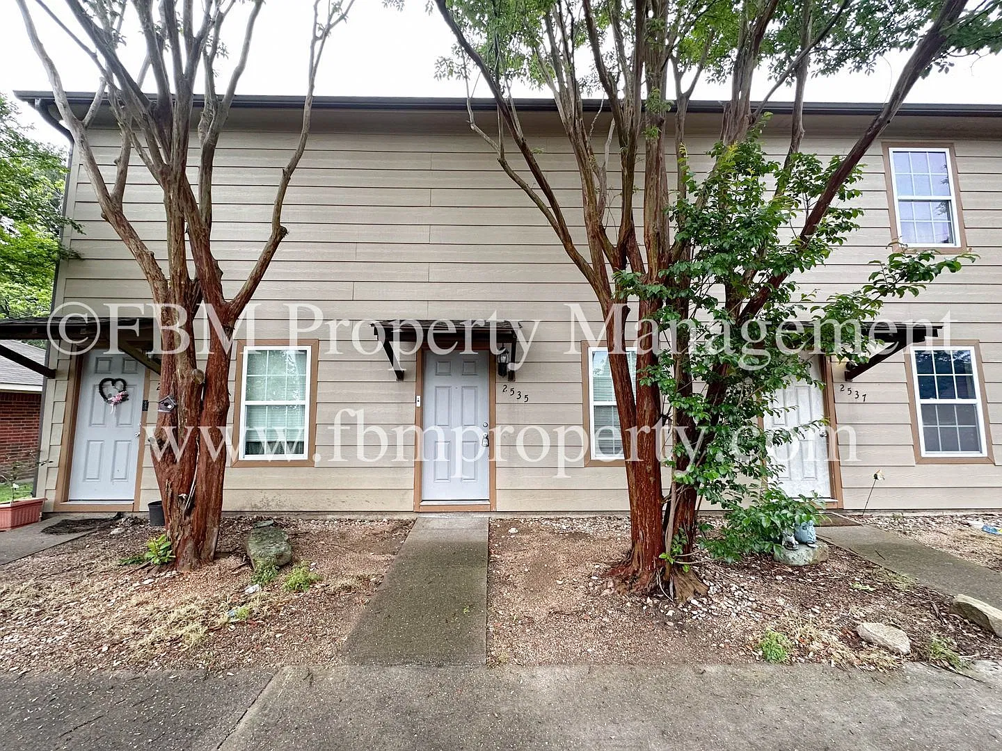 2 bed, 2.0 bath, 1350 sqft, $1,095 — Photo 1