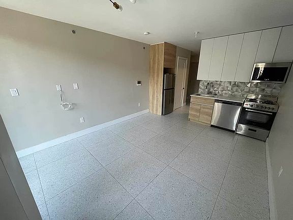 4th image of 1669 E 19th St #4C
