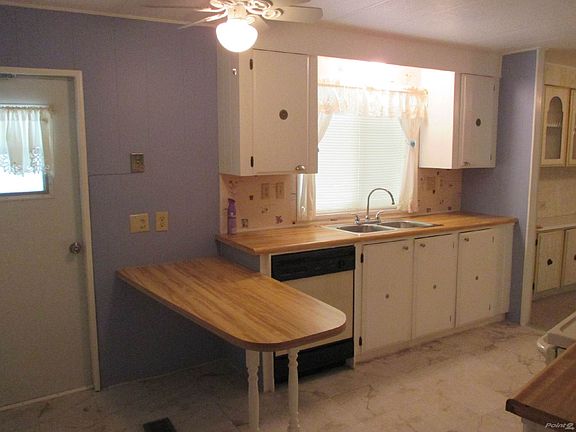 Eat In Kitchen