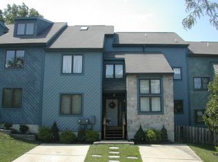 123 Foxfire Dr, Newark, DE