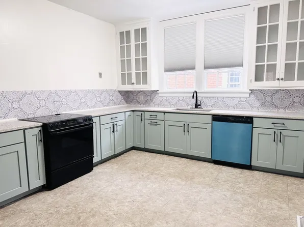 711 Kenan St W, Wilson, NC 27893