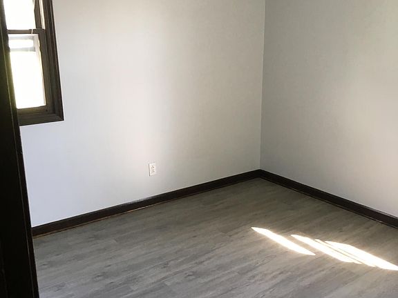 4th image of 151 Mead St APT 5