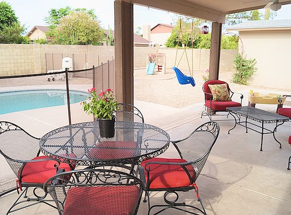 3rd image of 6120 W Poinsettia Dr