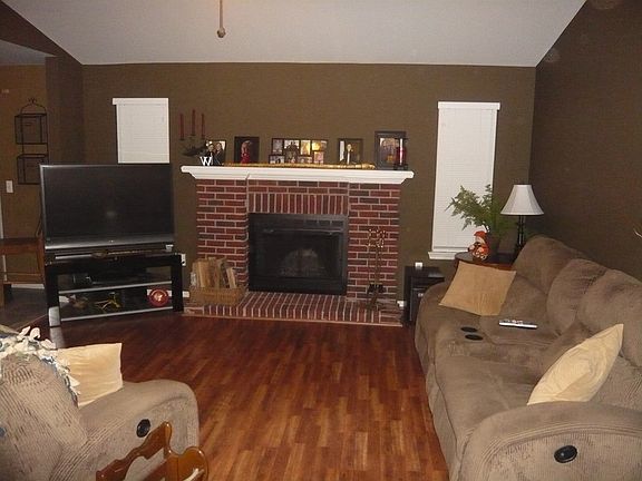 5th image of 27199 Sparrow Ct