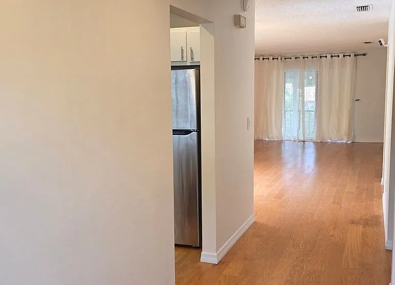 21810 Cypress Cir #B — Photo 8